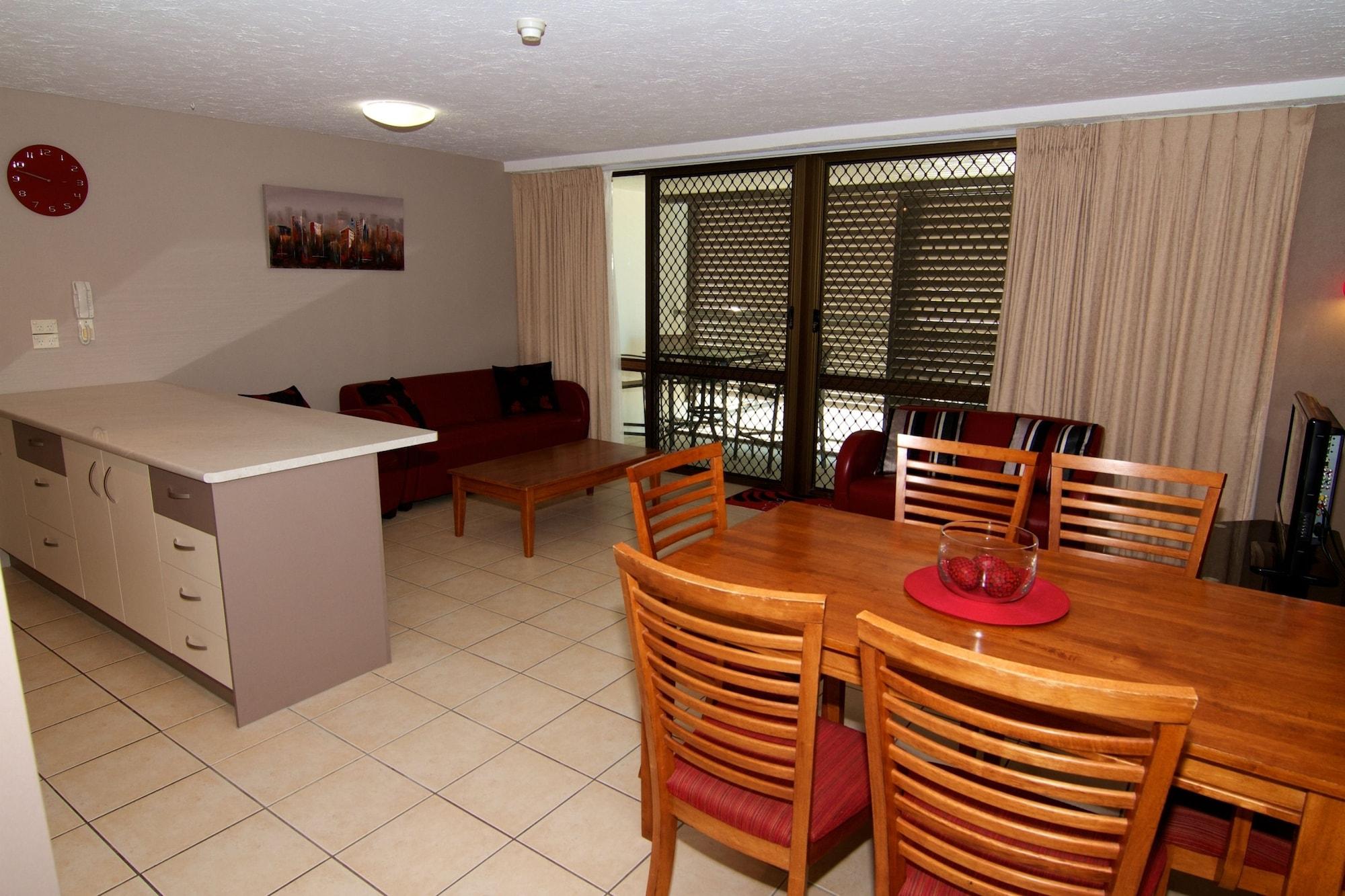 Merrima Court Holidays Калаундра Екстер'єр фото