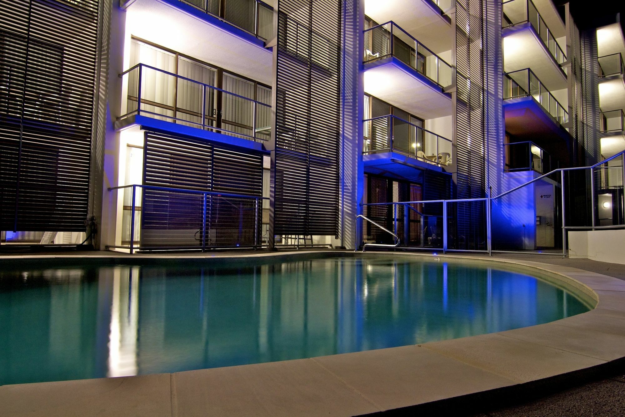Merrima Court Holidays Калаундра Екстер'єр фото