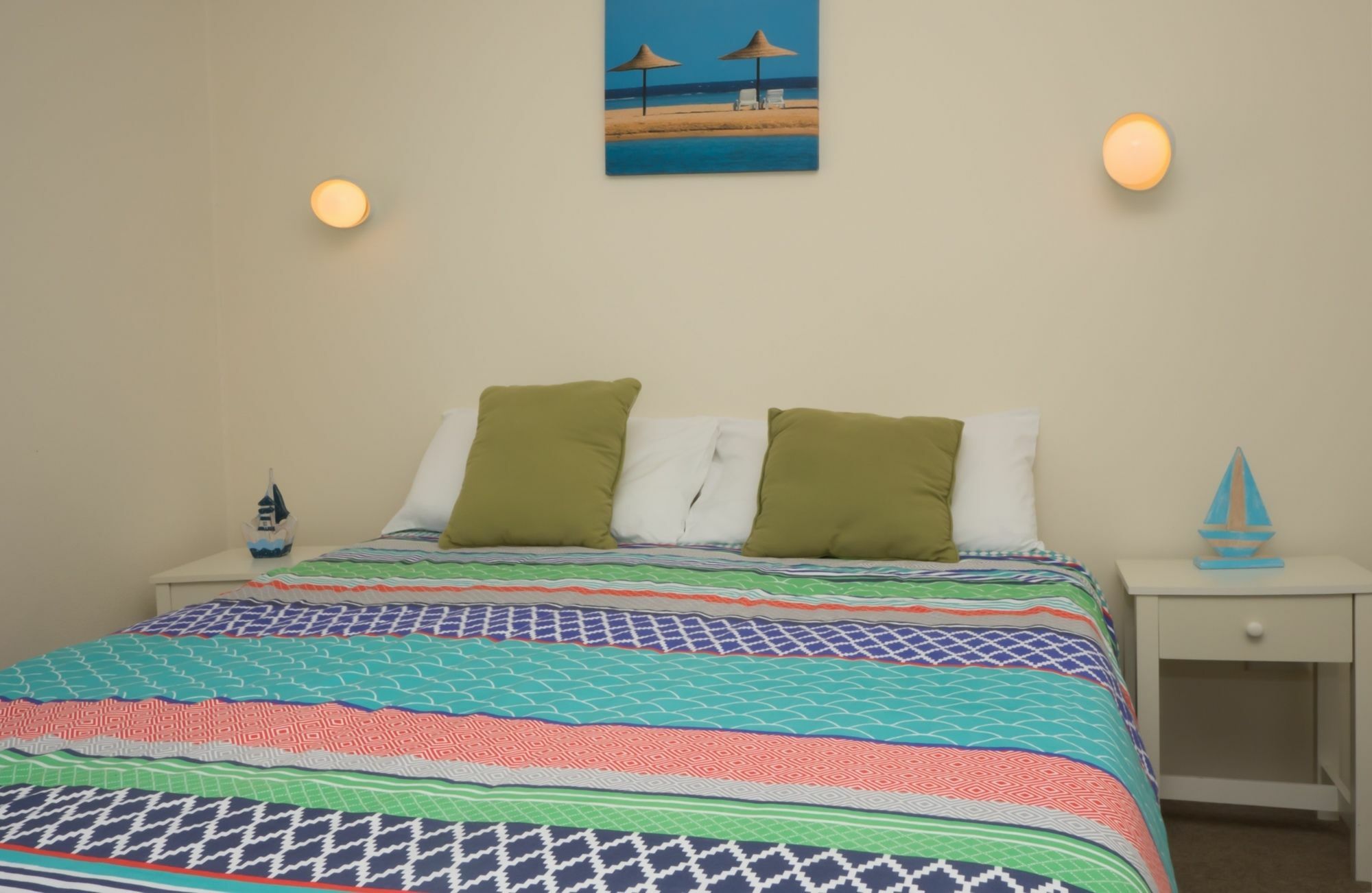 Merrima Court Holidays Калаундра Екстер'єр фото