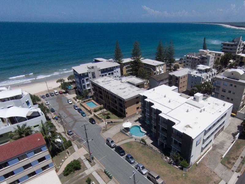 Merrima Court Holidays Калаундра Екстер'єр фото