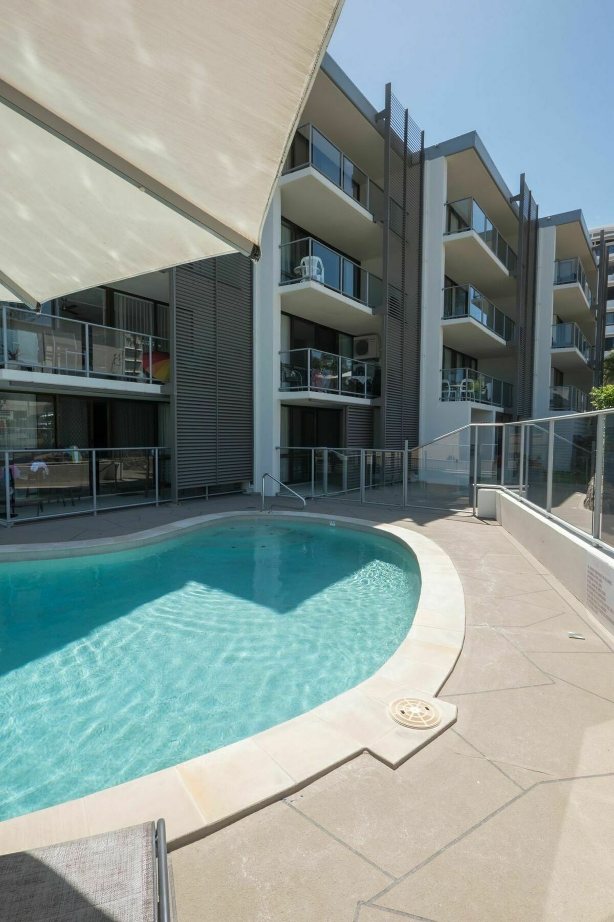 Merrima Court Holidays Калаундра Екстер'єр фото